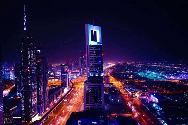 AI-Integrated Smart Traffic Systems Drive the Path to Carbon-Neutral Cities