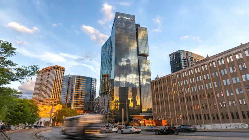 Invesco Bolsters Strategic Partnership With Superstate Through Series B Equity Investment